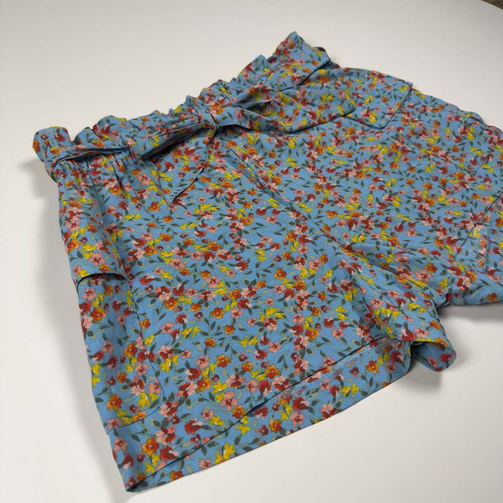 LOFT Blue Floral Paperbag Waist Side Pocket Cargo Shorts